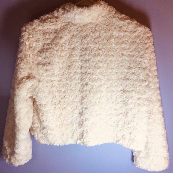 100% Polyester Light Cream Colour/Off White Faux Fur Shorty Jacket - Picture 5 of 7